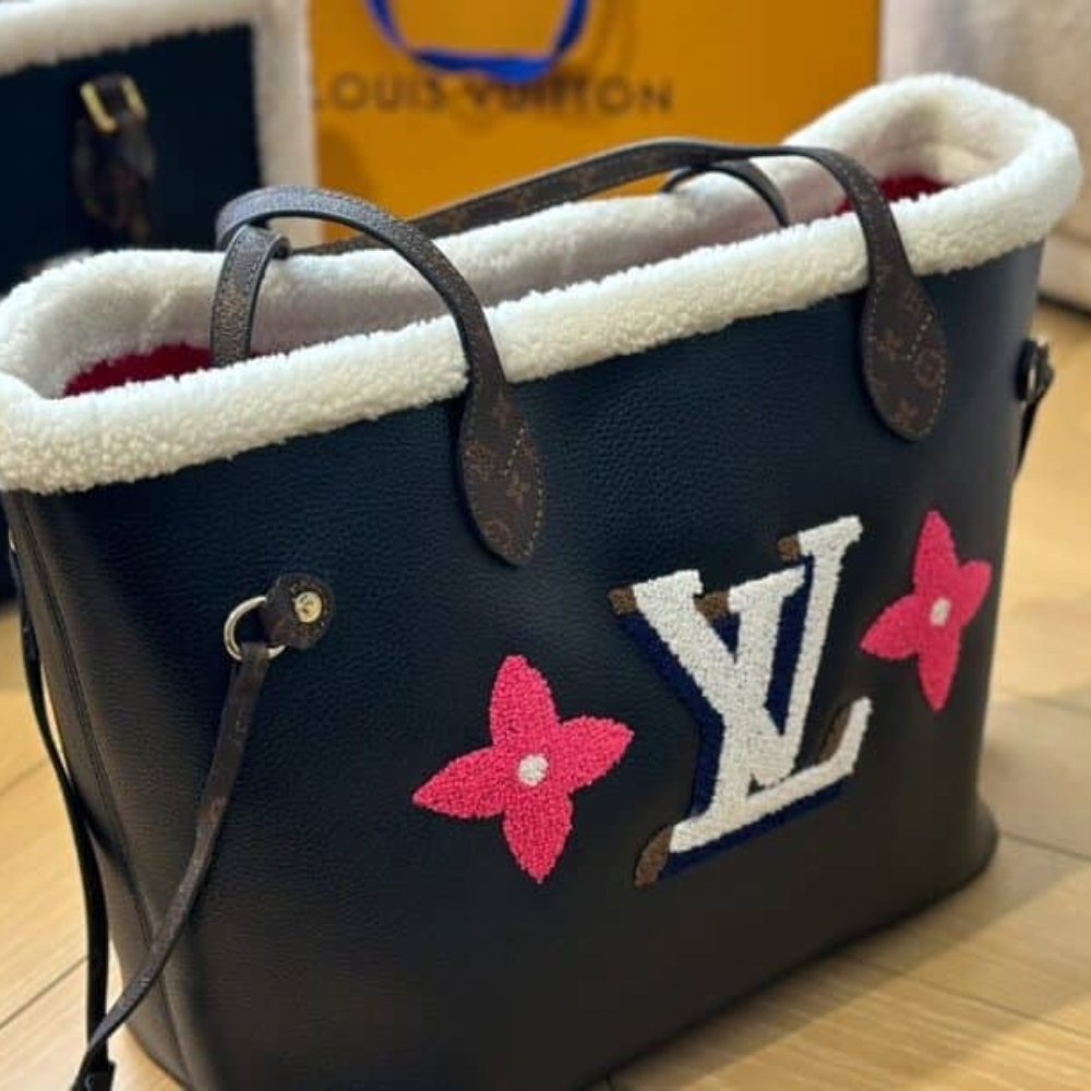 L0vis Vvtt0n Neverfull Mm Monogram Teddy Black 31Cm M56960
