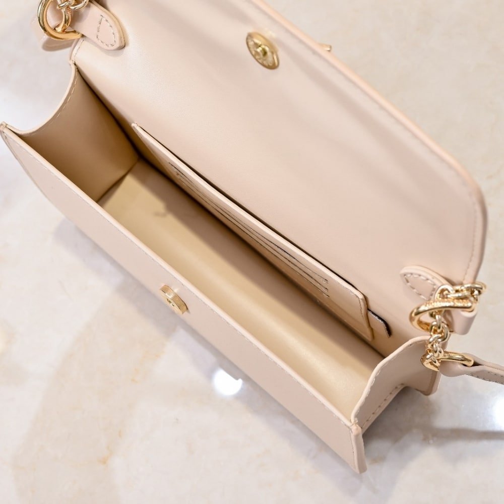 L0vis Vvtt0n Wallet On Chain Lv Bloom Sand 20Cm M14581