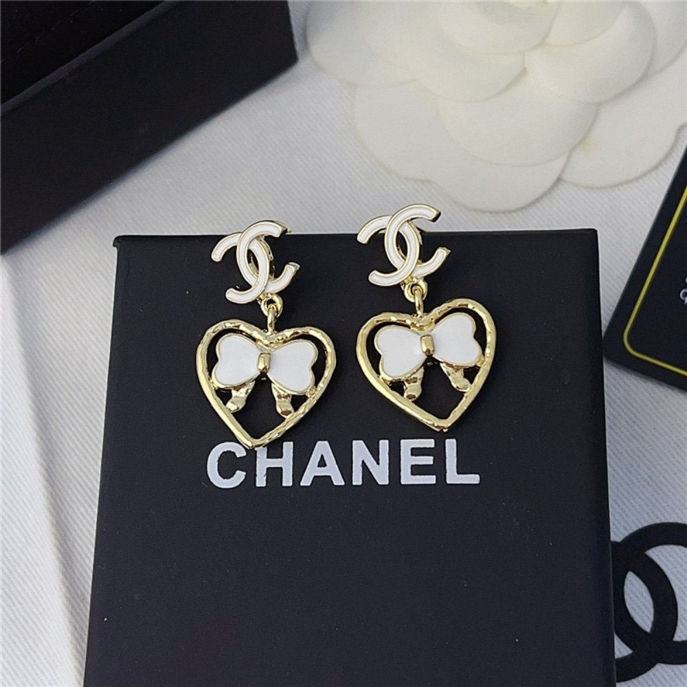Ch**el Earrings With Cc Logo Abf305 B19851 Nafgv