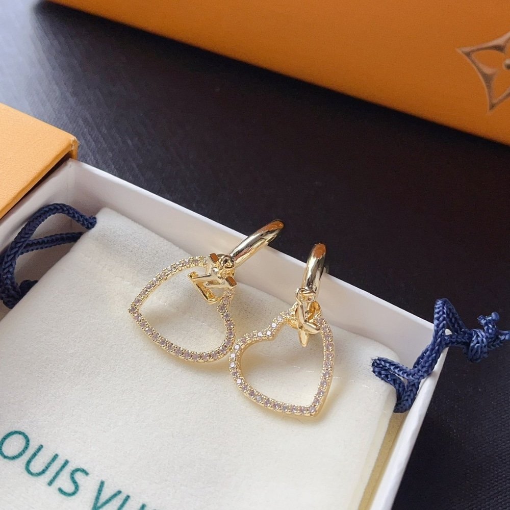L0vis Vvtt0n Heart Earrings White M02308