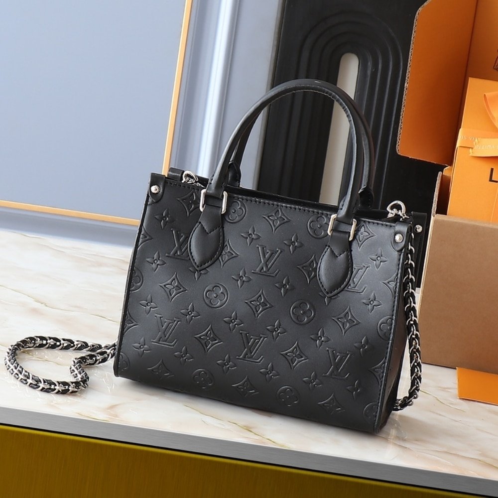 L0vis Vvtt0n Onthego PM Black 25Cm M14576