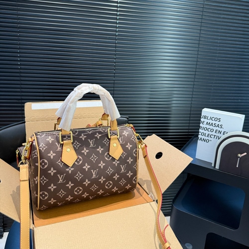 L0vis Vvtt0n Speedy P9 Bandoulière 25 Monogram Brown 25Cm M24443