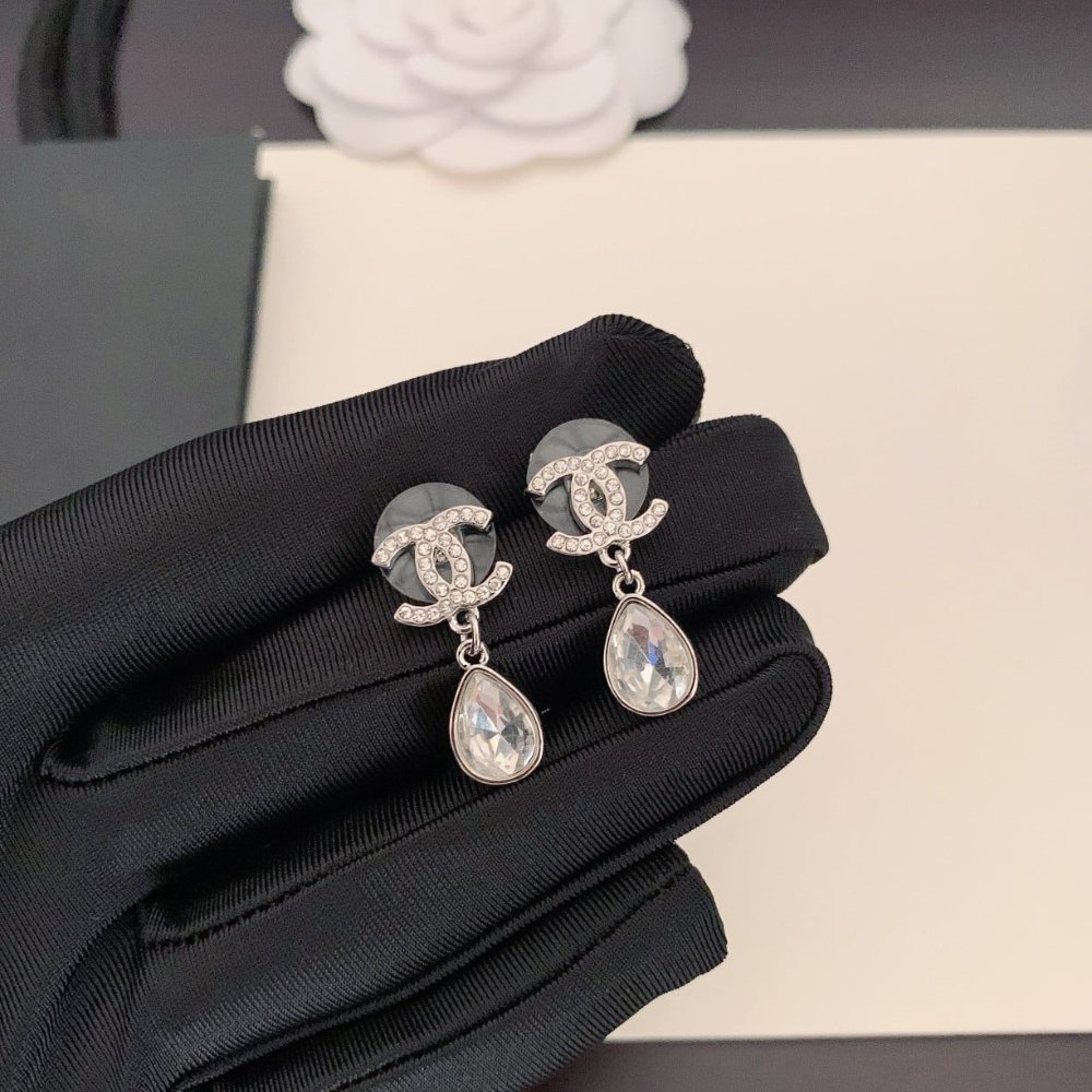 Ch**el Cc Earrings Metal Silver Ab7112 B06756 Nf456