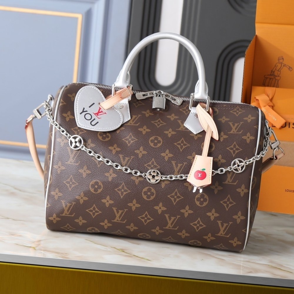 L0vis Vvtt0n 57th Street NYC Speedy Bandoulière 30 Monogram Silver 30cm M27324
