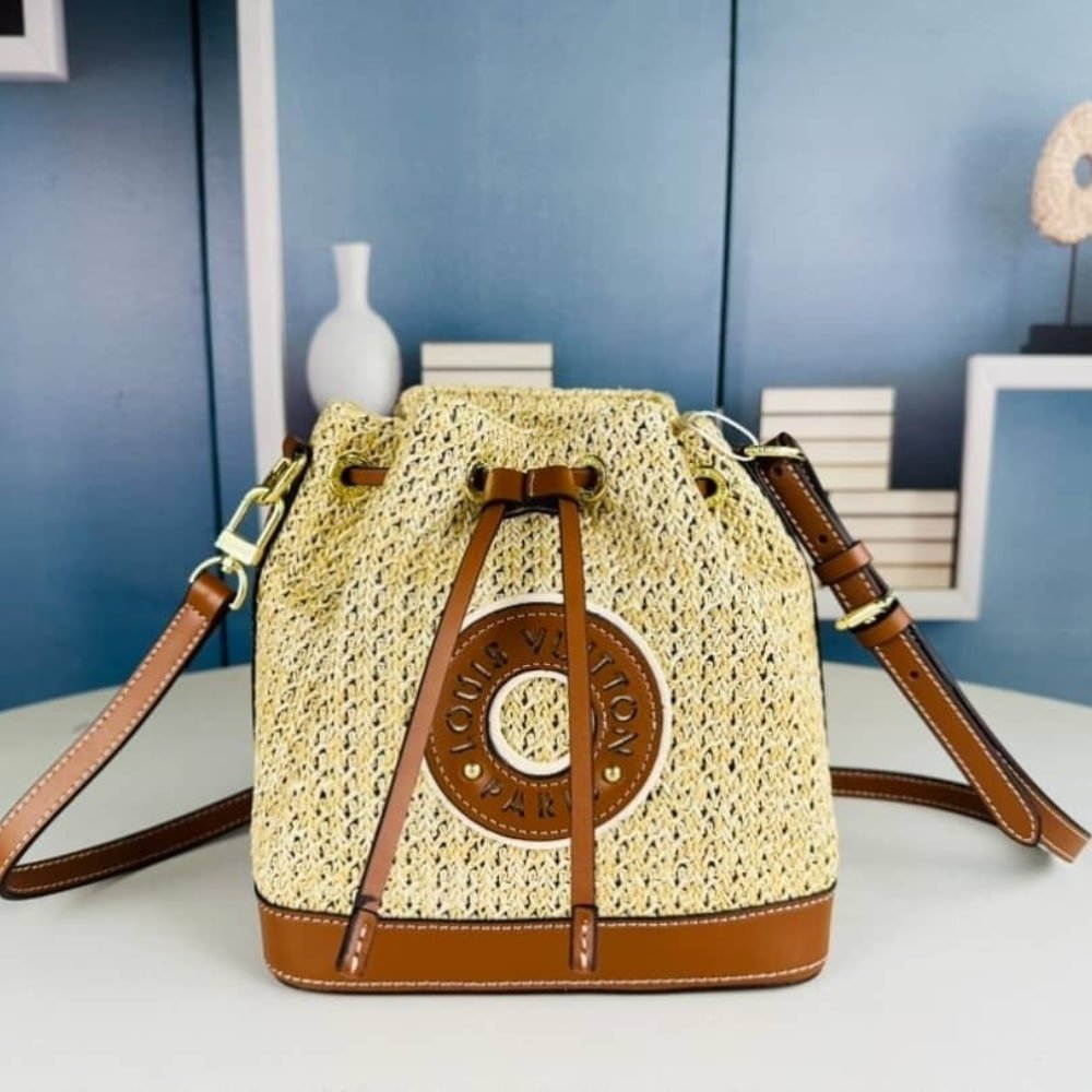 L0vis Vvtt0n Noé Bb Natural Tan 18Cm M24722