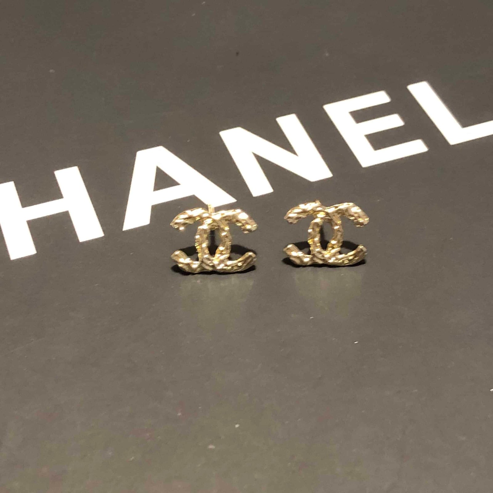 Ch**el Cc Earrings Gold
