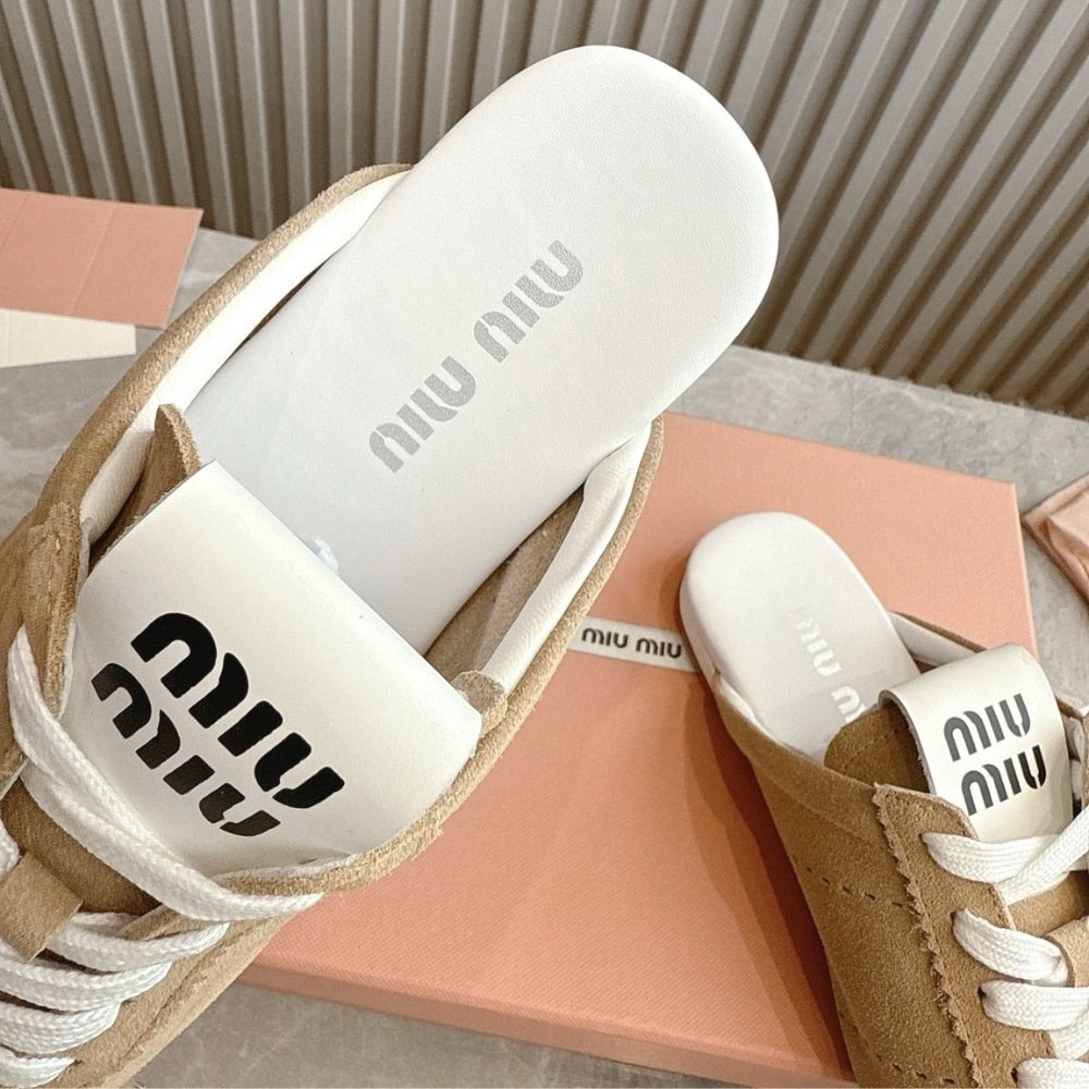 M1um1u Plume Suede Mules Desert Beige 5E467E 054 F0F24 F 005