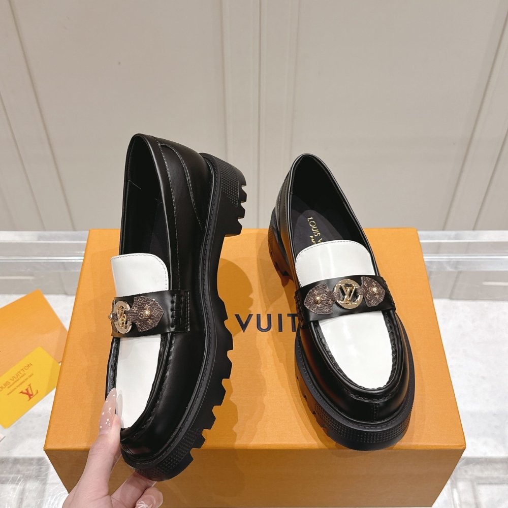 L0vis Vvtt0n District Flat Loafer Black And White 1Agxkv