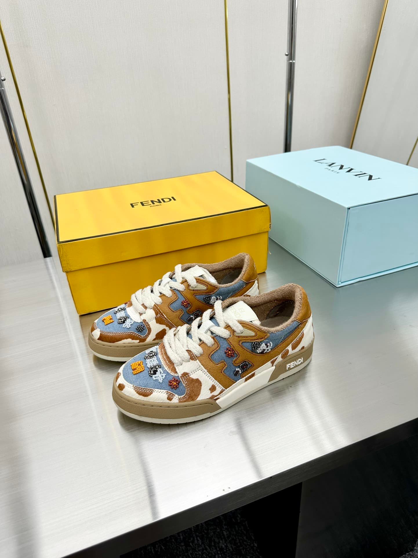 F**di Match Suede Low Tops Brown And Blue