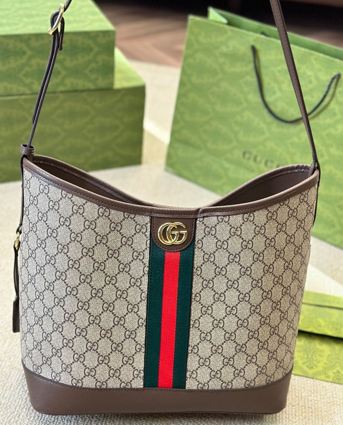 Gvc*1 Ophidia Gg Small Shoulder Bag Beige And Ebony 28Cm 781402 96Iwg 8745