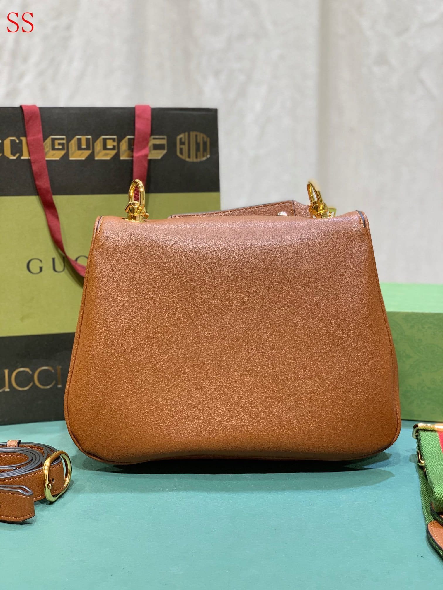 Gvc*1 Blondie Medium Bag Brown 29Cm 