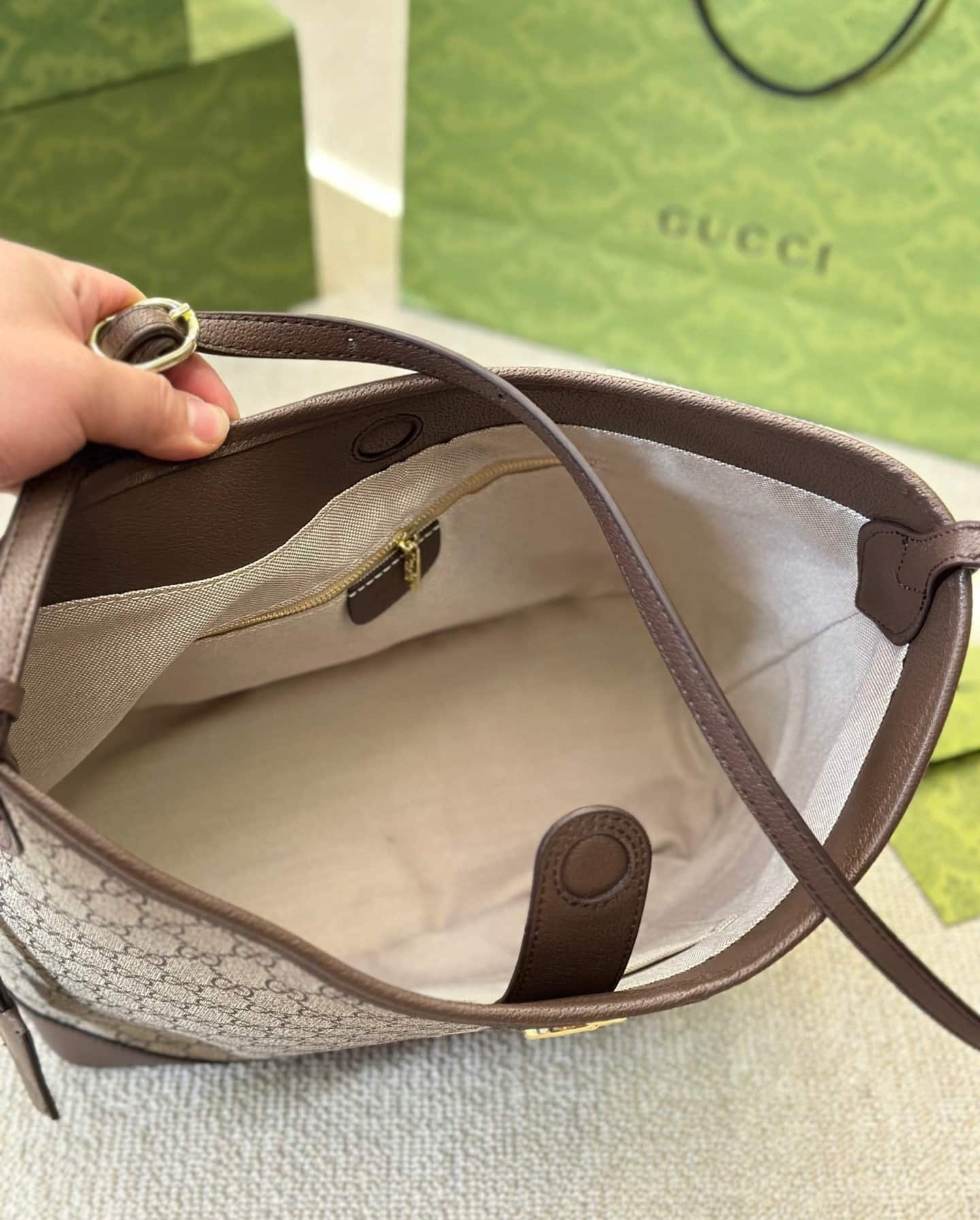 Gvc*1 Ophidia Gg Small Shoulder Bag Beige And Ebony 28Cm 781402 96Iwg 8745