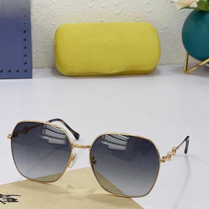 Gvc*1 Square Frame Sunglasses Gold Metal Frame 648494 I3330 8012