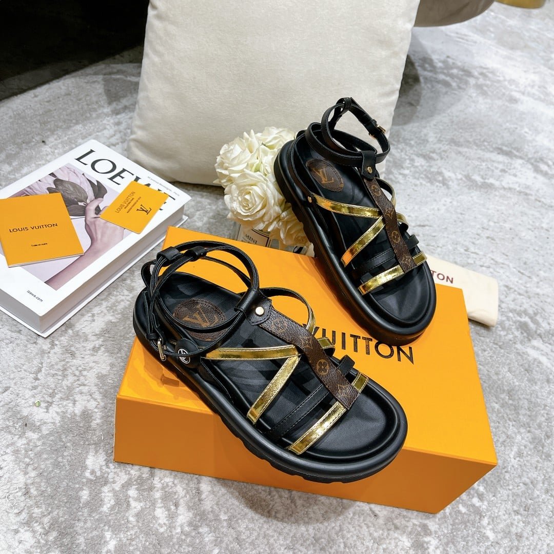L0vis Vvtt0n Pool Pillow Comfort Sandals Black And Gold