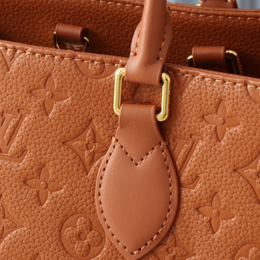 L0vis Vvtt0n On The Go MM Monogram Empreinte Leather Cognac 35Cm M12775