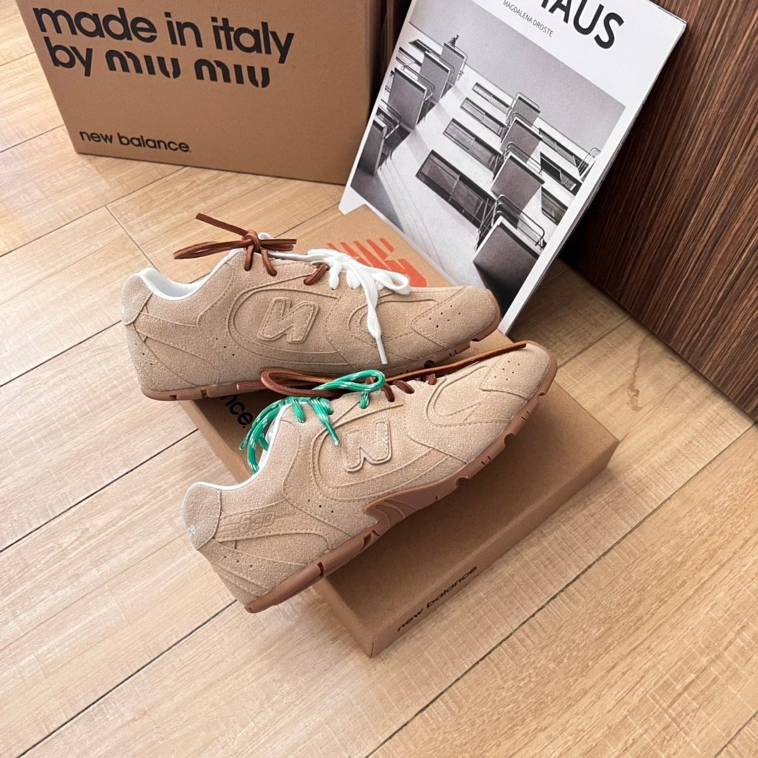 Miu Miu X New Balance 530 Sl Suede Sneaker Ecru 5E165E Z5O F0379 F D005