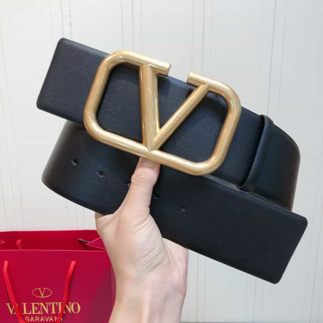 Va1e*ntin0 Garavani V Logo Belt In Black Leather 70Mm